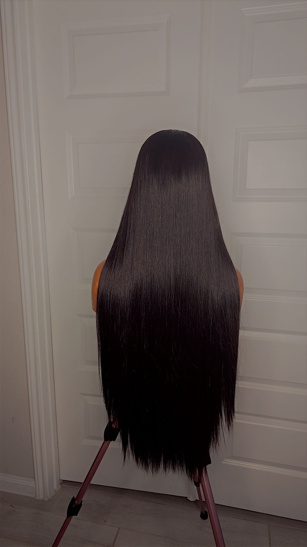 Luxurious 24-inch Bone Straight Human Hair Wig
