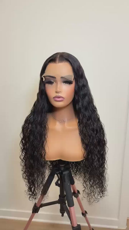 Signature Curly Pixels Glueless Wig,6x6, 5x5 HD Lace. (450grm)