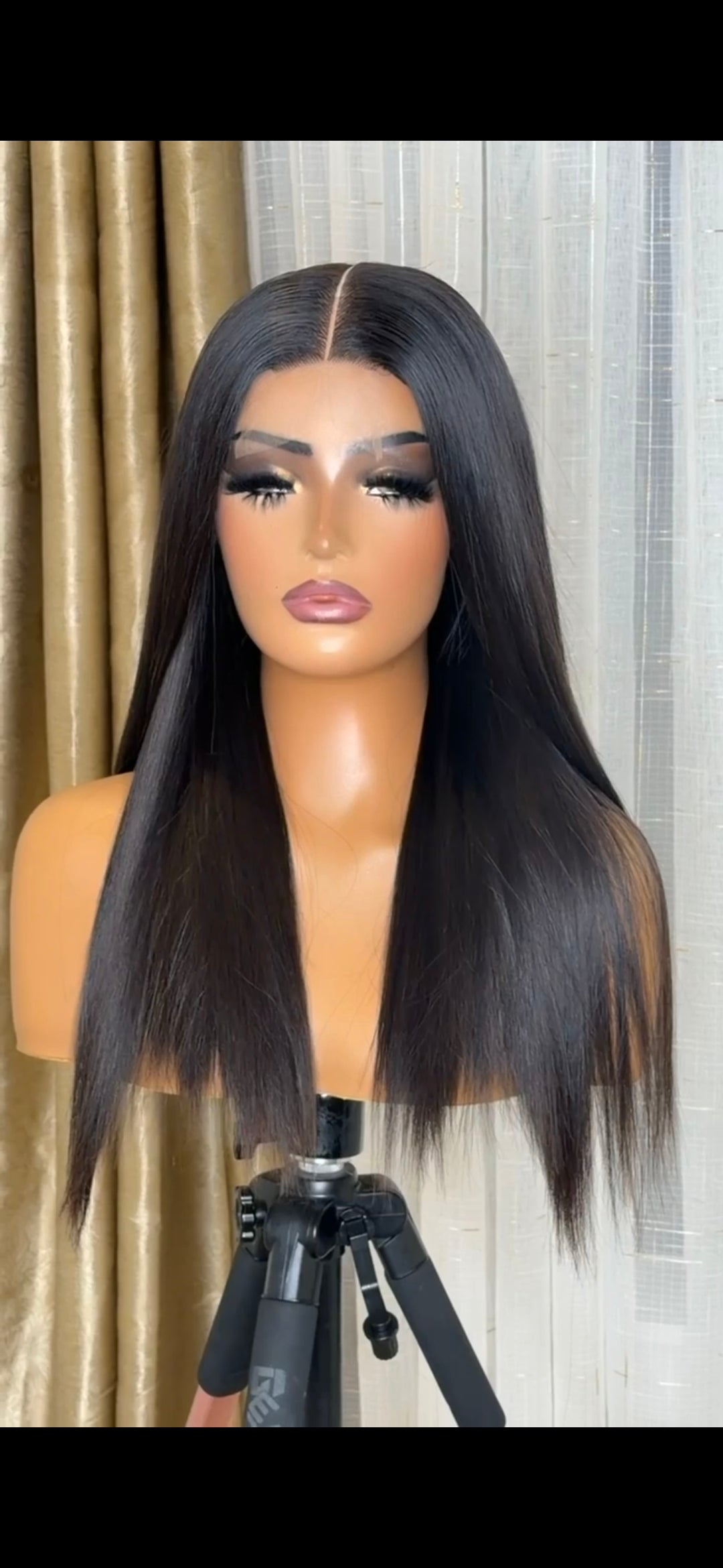 Signature Bone Straight 24-Inch Glueless Wig | Signature Luxury Collection | 450 g